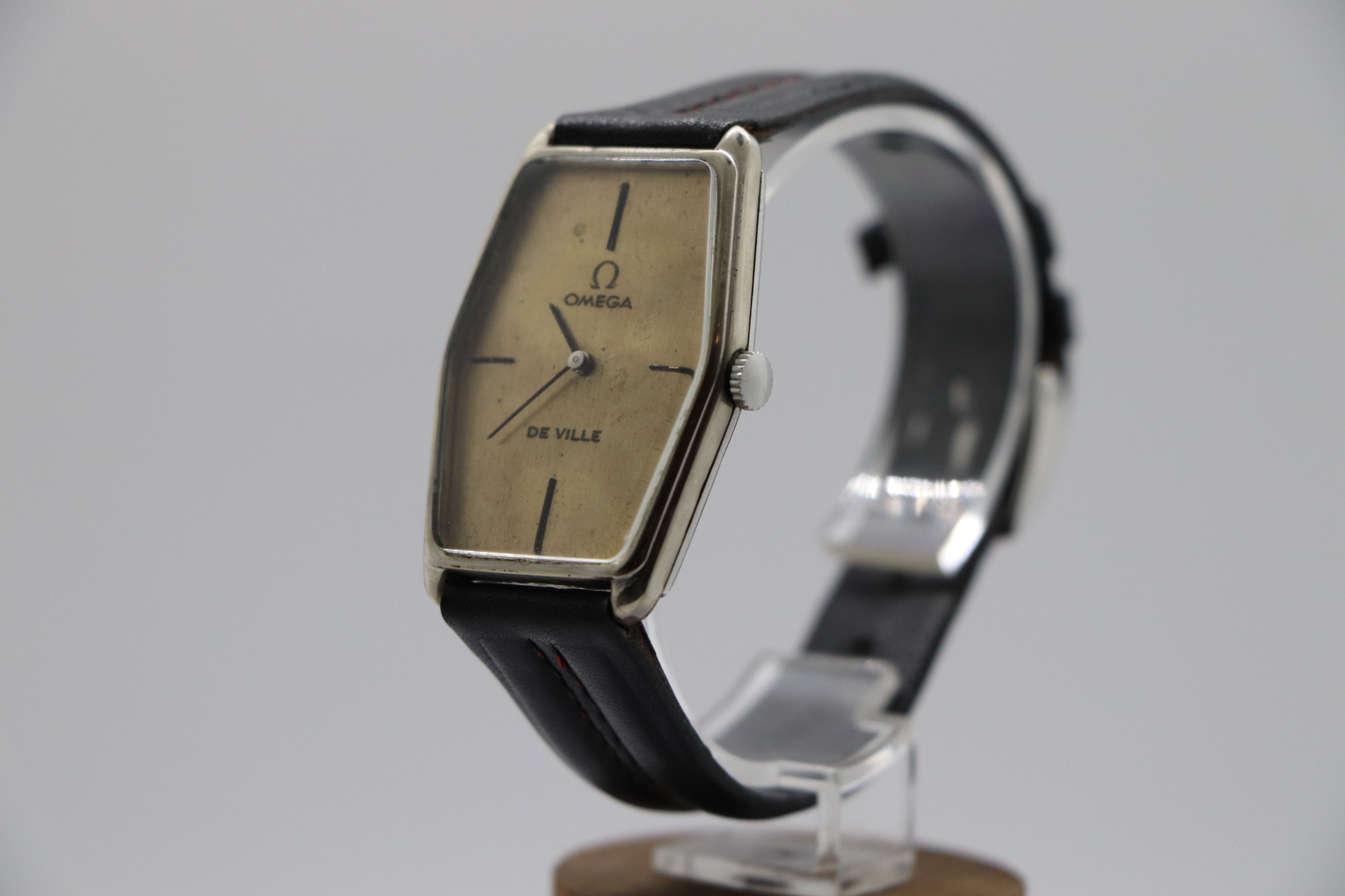 Omega DeVille 1970, Gold Dial, Cal 620 Manual Movement, Day/Date